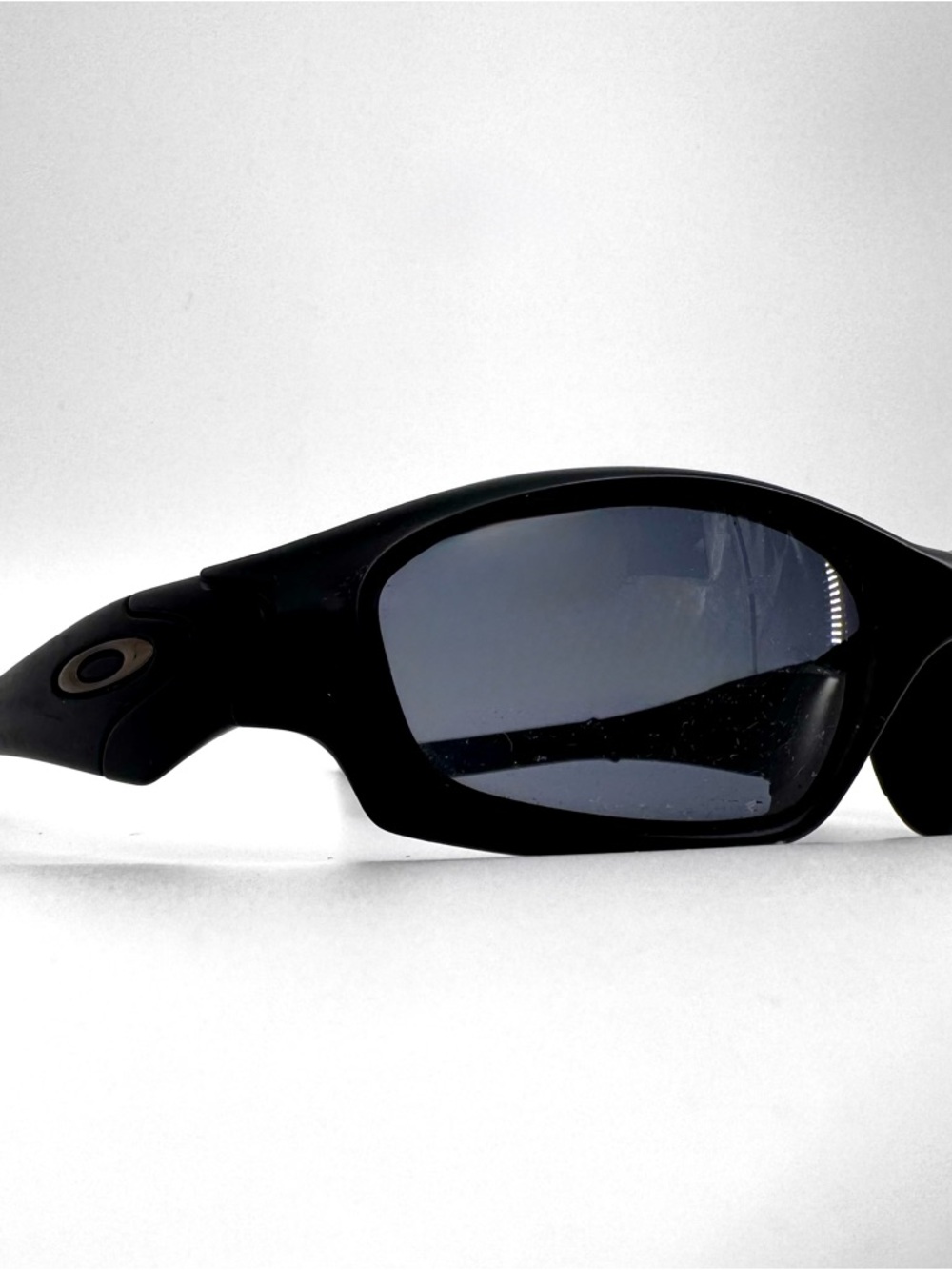 Oakley Standard Issue (SI) Military Sunglasses Bundle + Extra Lenses